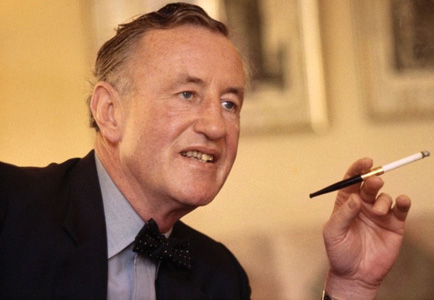 Творческая личность: создатель Бонда Ян Флеминг